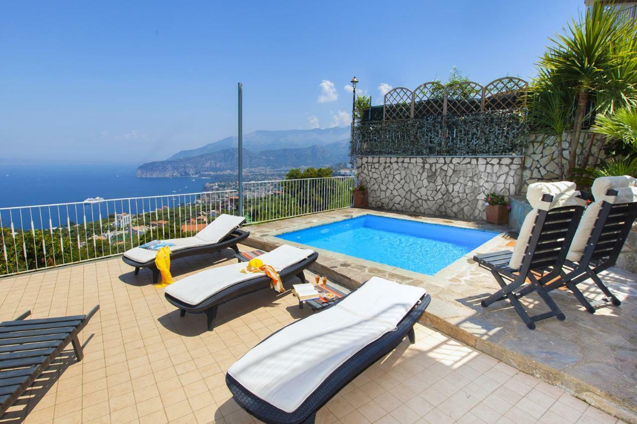 Amore Rentals - Casa Augusta A Sorrento Exterior photo