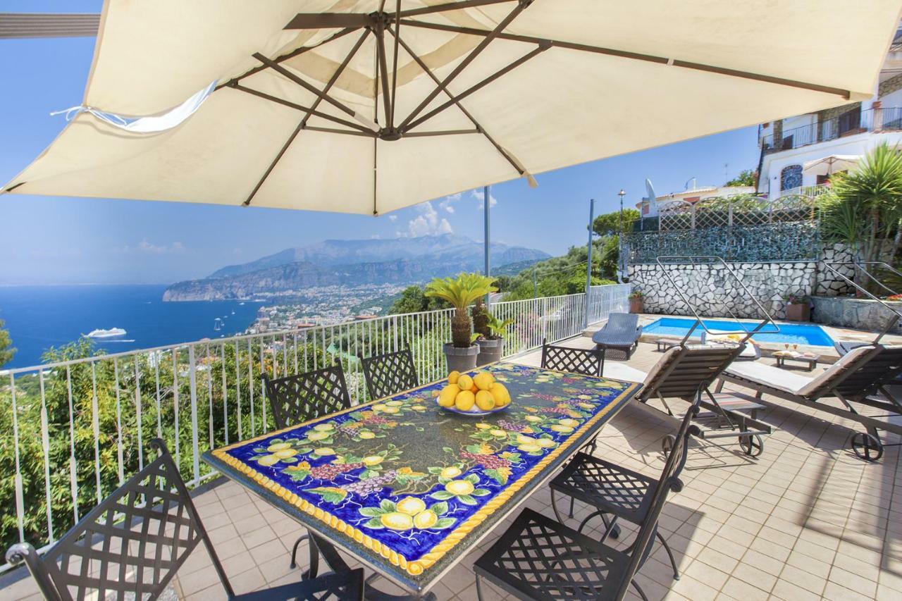 Amore Rentals - Casa Augusta A Sorrento Exterior photo